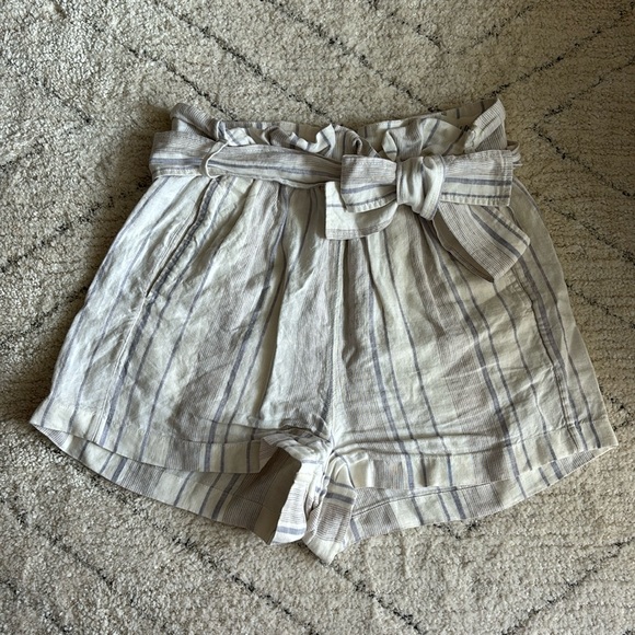 Wilfred Aritzia Linen Shorts with Belt Size 4 - Picture 1 of 5